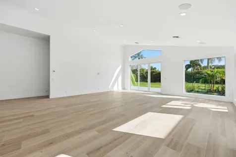 13878 Palm Grove Place Palm Beach Gardens FL 33418