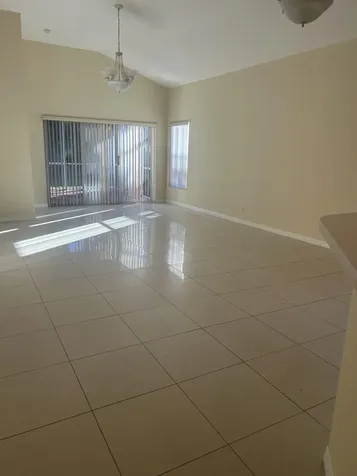 8008 Via Hacienda Palm Beach Gardens FL 33418