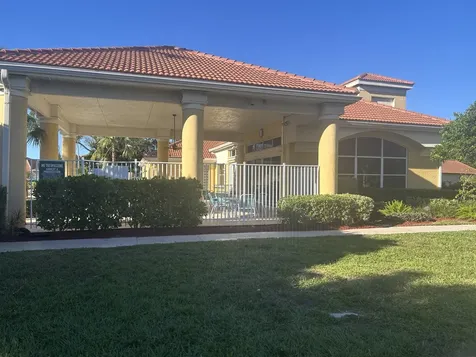 8008 Via Hacienda Palm Beach Gardens FL 33418