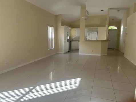 8008 Via Hacienda Palm Beach Gardens FL 33418