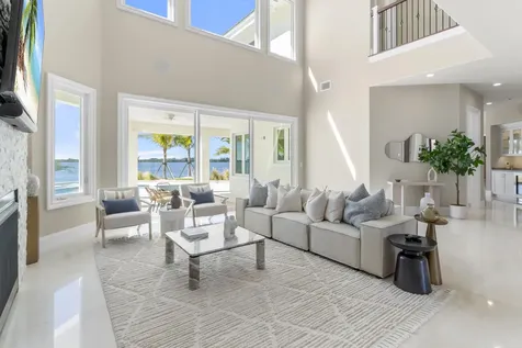 526 Point Lane Vero Beach FL 32963