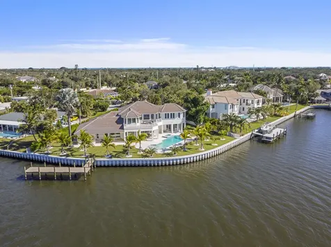 526 Point Lane Vero Beach FL 32963