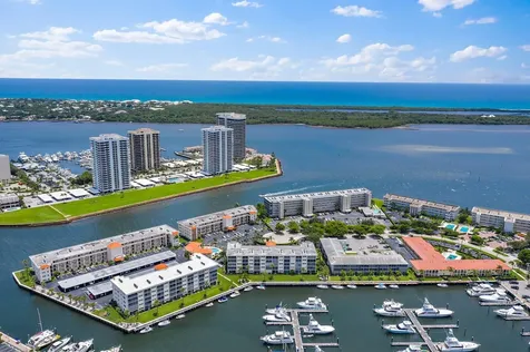 29 Yacht Club Drive North Palm Beach FL 33408