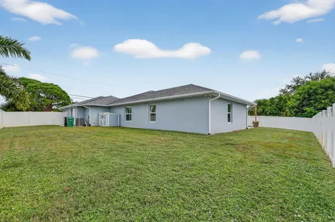 2502 Sw Dalpina Road Port Saint Lucie FL 34953