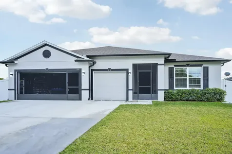 684 Sw Jada Road Port Saint Lucie FL 34953