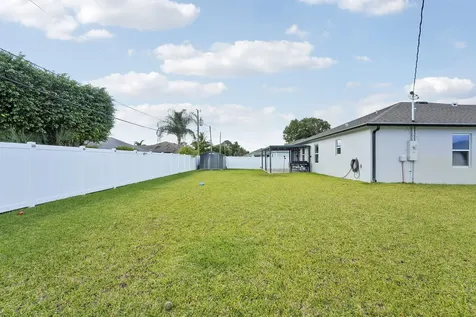 684 Sw Jada Road Port Saint Lucie FL 34953