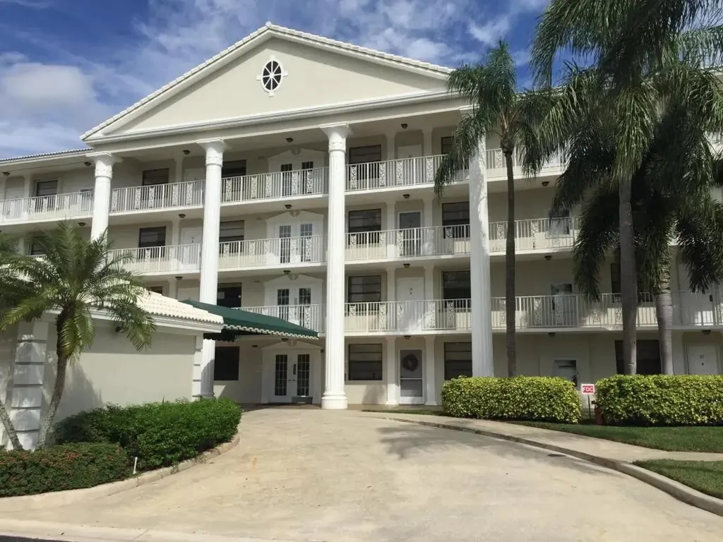 6049 Balboa Circle Boca Raton FL 33433
