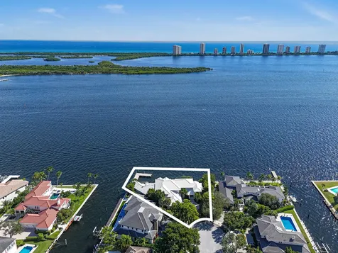 101 Bowsprit Drive North Palm Beach FL 33408