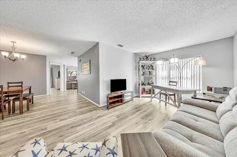 6379 Nw 38th Drive Coral Springs FL 33067