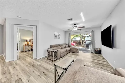 6379 Nw 38th Drive Coral Springs FL 33067