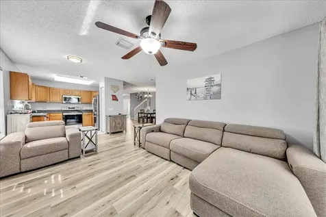 6379 Nw 38th Drive Coral Springs FL 33067