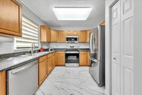 6379 Nw 38th Drive Coral Springs FL 33067