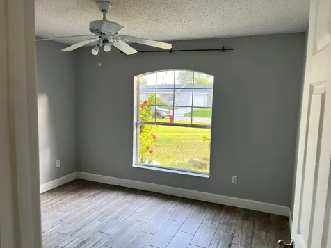 517 Nw Sherbrooke Avenue Port Saint Lucie FL 34983