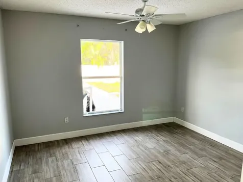 517 Nw Sherbrooke Avenue Port Saint Lucie FL 34983