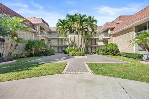 5500 Tamberlane Circle Palm Beach Gardens FL 33418