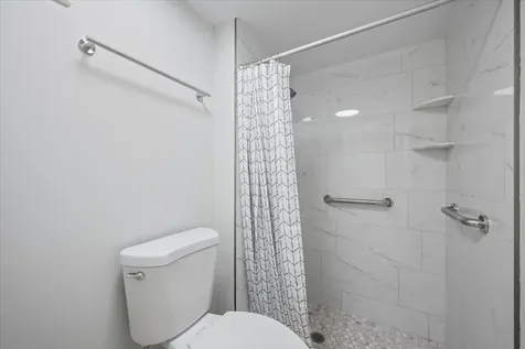 5500 Tamberlane Circle Palm Beach Gardens FL 33418