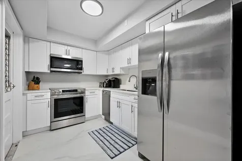 5500 Tamberlane Circle Palm Beach Gardens FL 33418