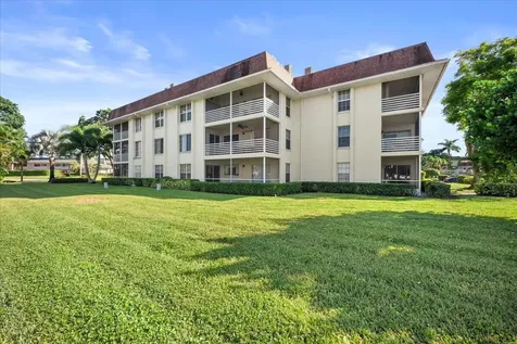5500 Tamberlane Circle Palm Beach Gardens FL 33418