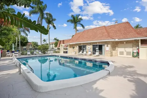 5500 Tamberlane Circle Palm Beach Gardens FL 33418