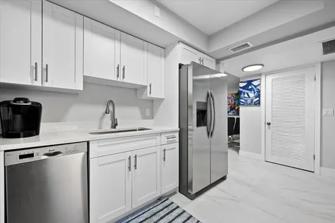 5500 Tamberlane Circle Palm Beach Gardens FL 33418