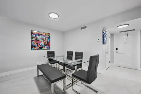 5500 Tamberlane Circle Palm Beach Gardens FL 33418