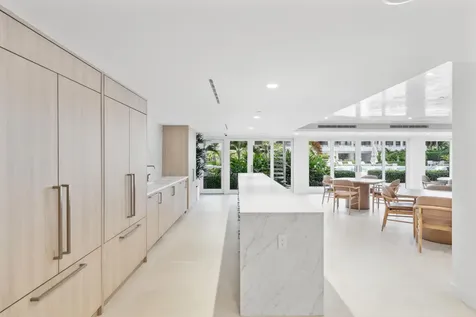 2784 S Ocean Boulevard Palm Beach FL 33480