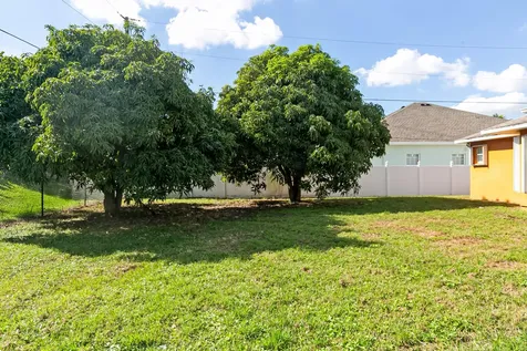 594 Sw Grove Avenue Port Saint Lucie FL 34983