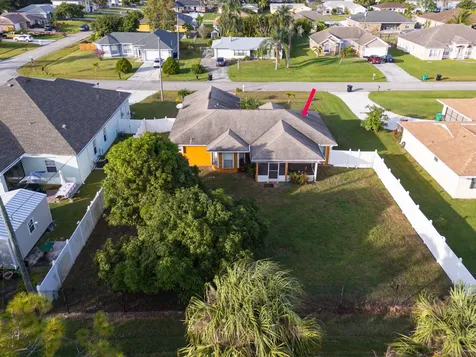 594 Sw Grove Avenue Port Saint Lucie FL 34983