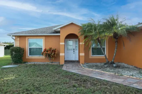 594 Sw Grove Avenue Port Saint Lucie FL 34983