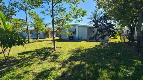 2745 Sw Toronado Trail Stuart FL 34997