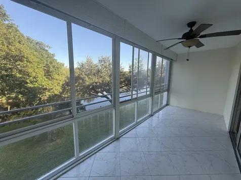 3027 Newport H Deerfield Beach FL 33442