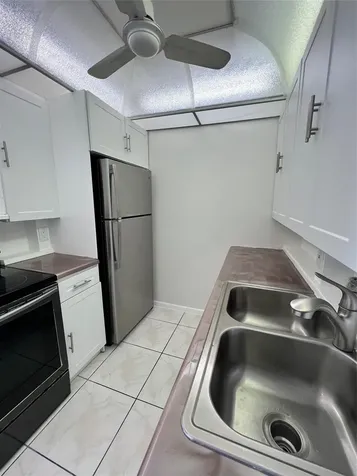 3027 Newport H Deerfield Beach FL 33442
