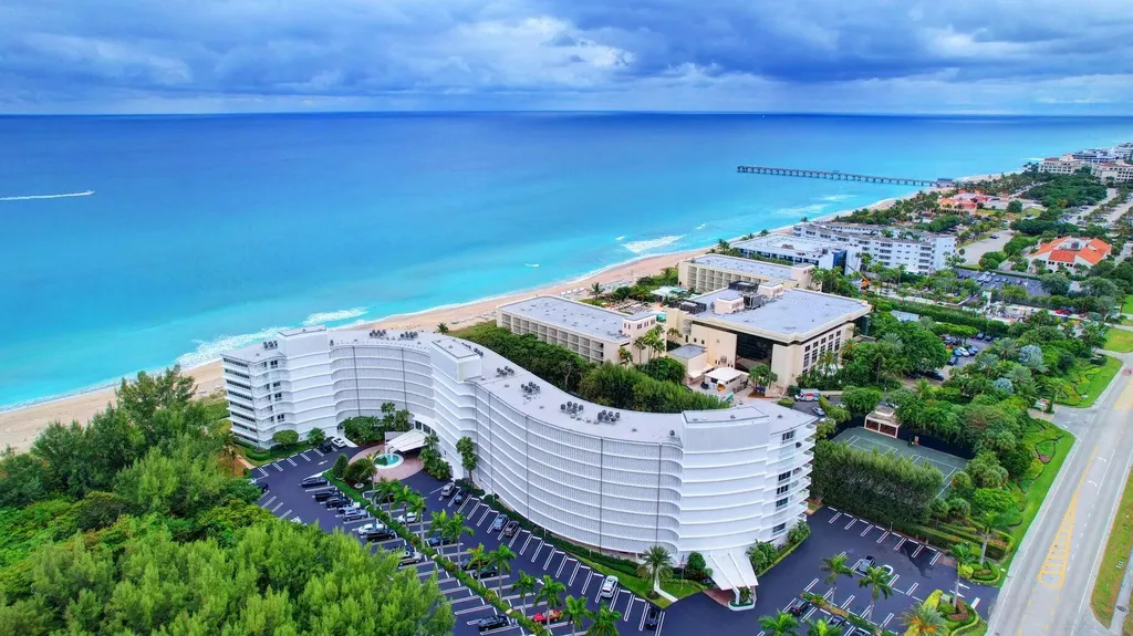 2780 S Ocean Boulevard Palm Beach FL 33480
