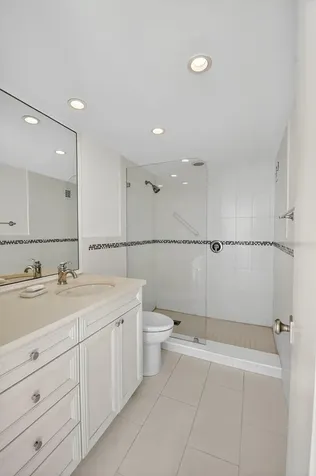 2780 S Ocean Boulevard Palm Beach FL 33480
