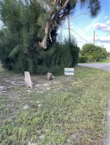2432 42nd Street Vero Beach FL 32967