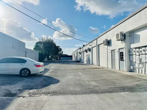 1109 Old Okeechobee Road West Palm Beach FL 33401