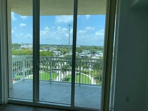 450 N Federal Highway Boynton Beach FL 33435