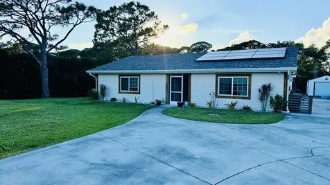 5211 Silver Oak Drive Fort Pierce FL 34982