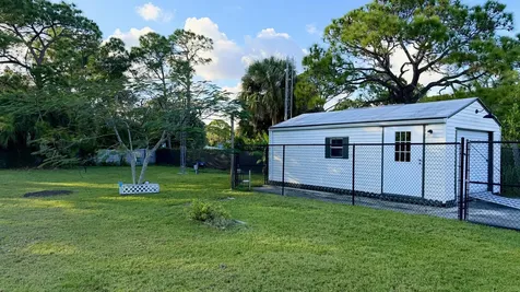 5211 Silver Oak Drive Fort Pierce FL 34982