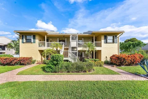 5 Eastgate Drive Boynton Beach FL 33436