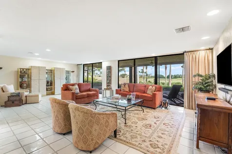 5 Eastgate Drive Boynton Beach FL 33436