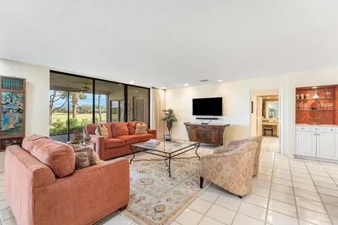 5 Eastgate Drive Boynton Beach FL 33436