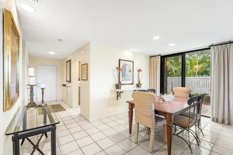5 Eastgate Drive Boynton Beach FL 33436