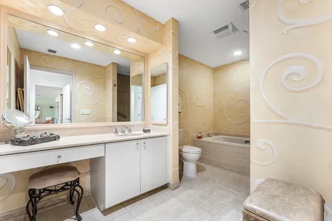 5 Eastgate Drive Boynton Beach FL 33436