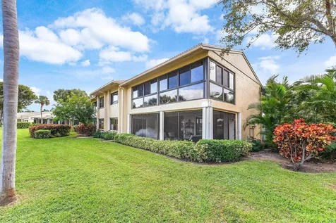 5 Eastgate Drive Boynton Beach FL 33436