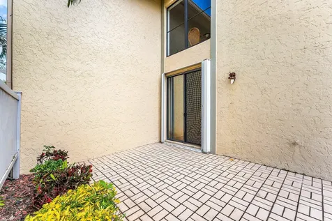 5 Eastgate Drive Boynton Beach FL 33436