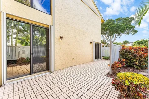 5 Eastgate Drive Boynton Beach FL 33436