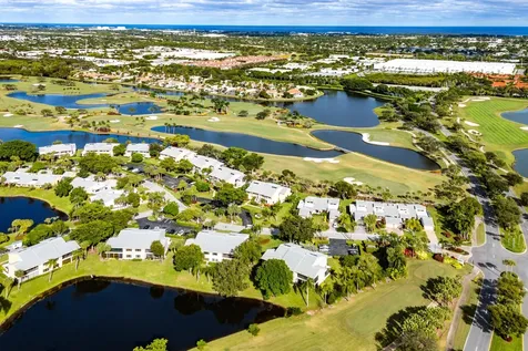 5 Eastgate Drive Boynton Beach FL 33436