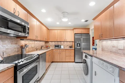5 Eastgate Drive Boynton Beach FL 33436