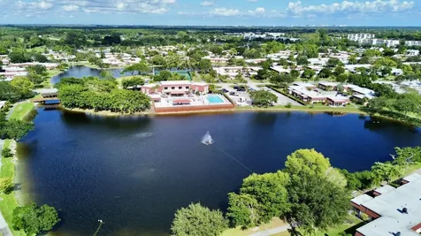 170 Amherst Lane Lake Worth FL 33467